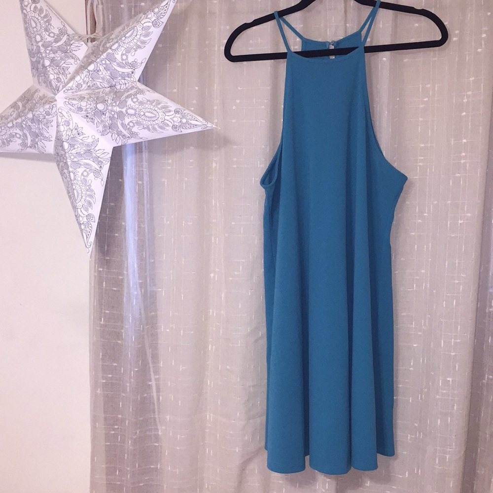 Sleeveless mini shift dress